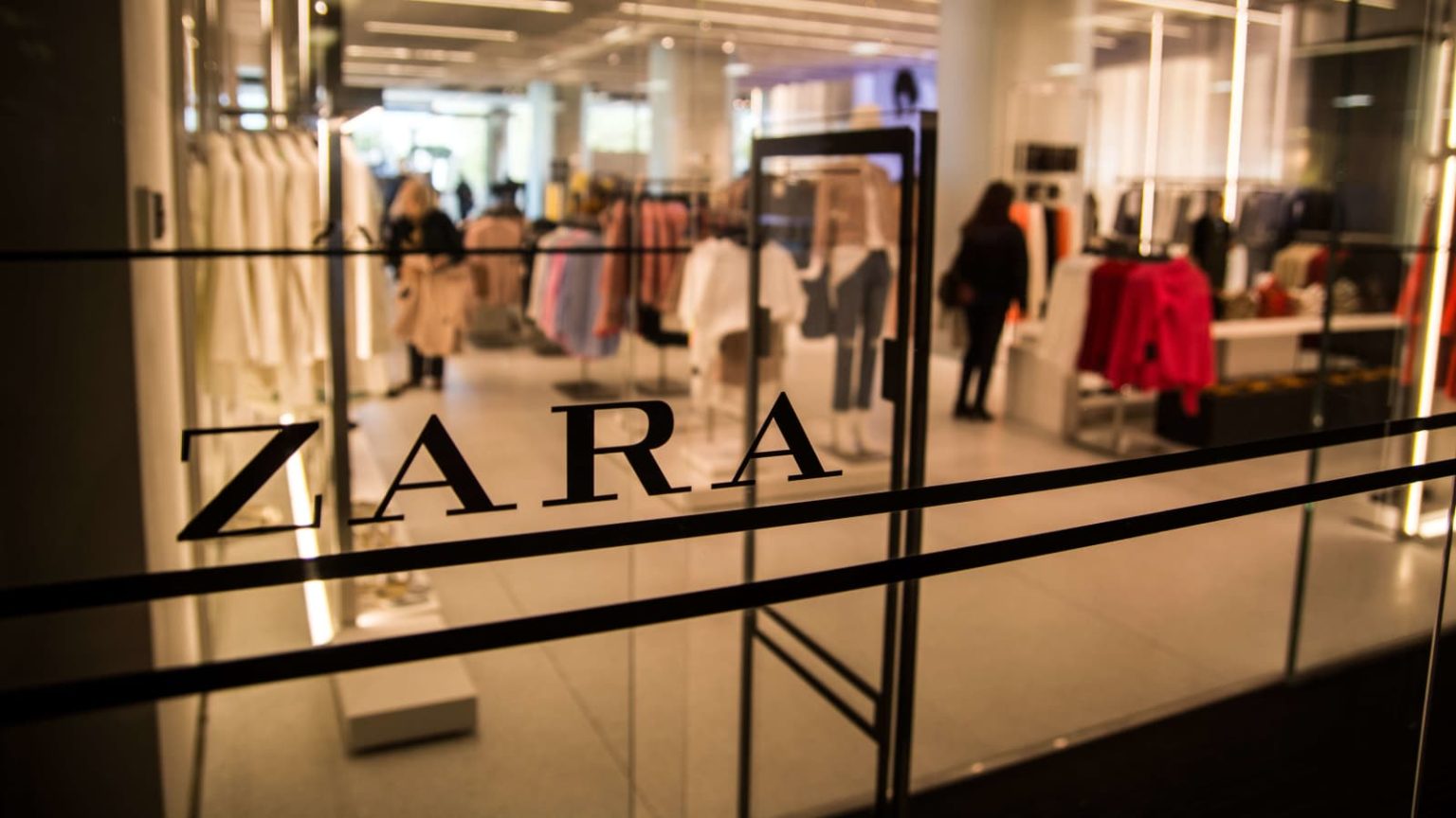 Top Stores for Fitting Room Haters: The Ultimate Guide to Hassle-Free Shopping